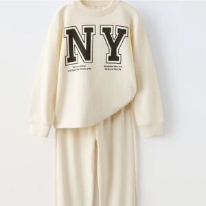 EUC Zara Girl’s White NY Graphic Sweatshirt and sweatpants sz 11-12